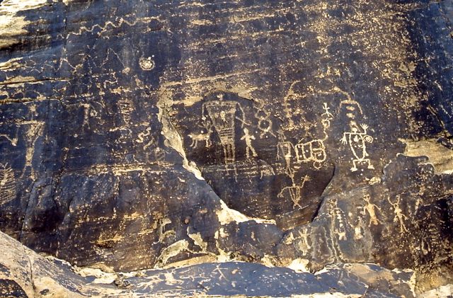 1999 Chevelon Steps petroglyphs in lower Chevelon Creek Canyon